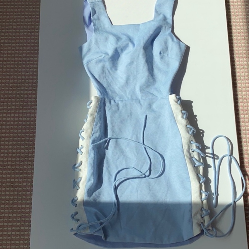 ENDLESS ROSE DRESS - Picture 2 of 8